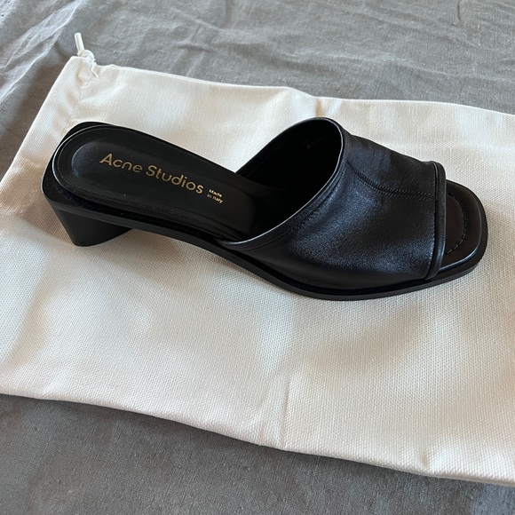 *SOLD* AUTH ACNE Studio leather mules - Picture 3 of 10
